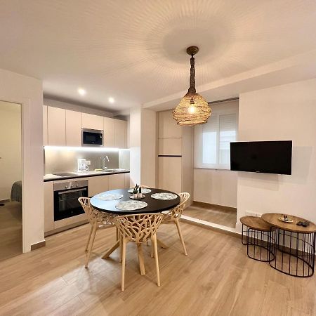 Huerto & Private Patio In The Old Town By Ele Apartments Malaga Bagian luar foto